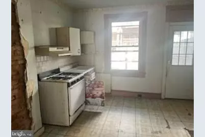 319 S Newkirk Street, Baltimore, MD 21224 - Photo 4