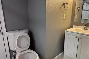 2106 N Fulton Ave, Baltimore, MD 21217 - Photo 12