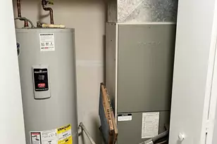 1317 W Fayette St, Baltimore, MD 21223 - Photo 22