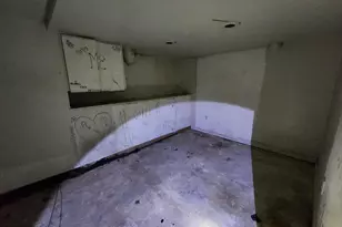 615 N Clinton St, Baltimore, MD 21205 - Photo 12