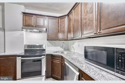 204 N Port Street, Baltimore, MD 21224 - Photo 6