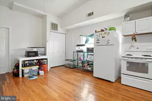 1027 N Caroline St, Baltimore, MD 21205 - Photo 20