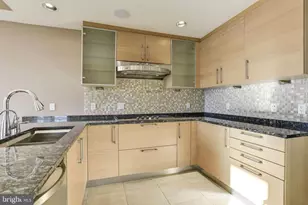 801 Key Hwy, Baltimore, MD 21230 - Photo 18