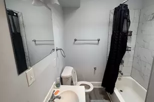 2039 Sinclair Ln, Baltimore, MD 21213 - Photo 14