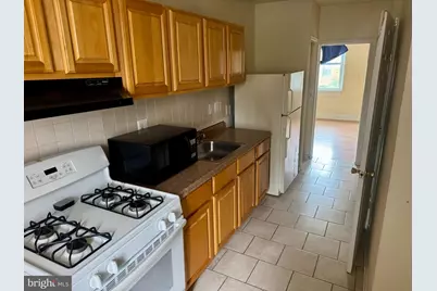 301 S Ann Street, Baltimore, MD 21231 - Photo 12