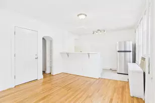 205 E 33rd St, Baltimore, MD 21218 - Photo 18