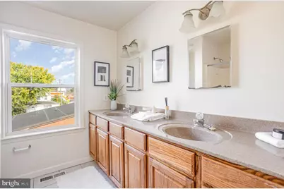 5237 Crowson Avenue #7, Baltimore, MD 21212 - Photo 8