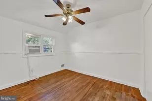 626 Brisbane Rd, Baltimore, MD 21229 - Photo 12