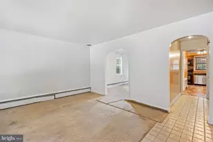 3707 Howard Park Ave, Baltimore, MD 21207 - Photo 4