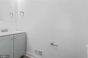 2415 E Madison St, Baltimore, MD 21205 - Photo 8