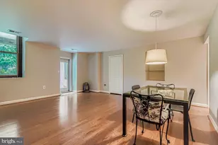 5712 Roland Ave, Baltimore, MD 21210 - Photo 8