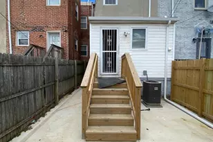 325 E 21st St, Baltimore, MD 21218 - Photo 28