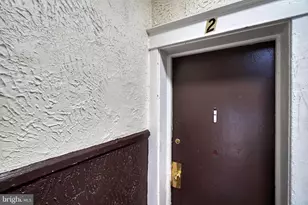 2111 Park Ave, Baltimore, MD 21217 - Photo 12