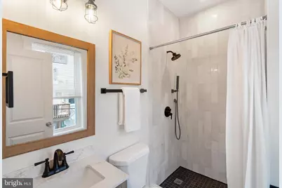 2718 E Fairmount Avenue, Baltimore, MD 21224 - Photo 32