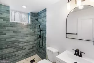 2718 E Fairmount Ave, Baltimore, MD 21224 - Photo 22