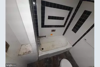 2714 Riggs Avenue, Baltimore, MD 21216 - Photo 38