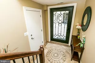 639 Ponte Villas S, Baltimore, MD 21230 - Photo 6