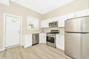 1813 N Bentalou St, Baltimore, MD 21216 - Photo 16