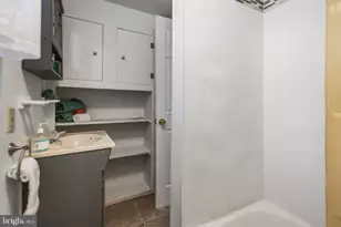 6402 Moyer Ave, Baltimore, MD 21206 - Photo 28