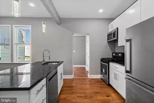 327 Lyndhurst St, Baltimore, MD 21229 - Photo 6