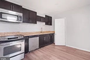 647 S Pulaski St, Baltimore, MD 21223 - Photo 10