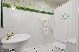 700 Washington Pl, Baltimore, MD 21201 - Photo 26