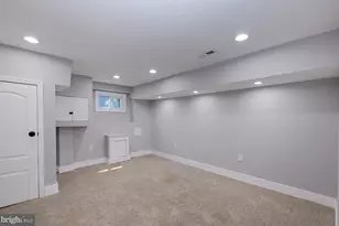 538 N Lakewood Ave, Baltimore, MD 21205 - Photo 16