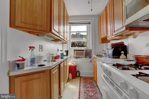 3001 N Calvert St, Baltimore, MD 21218 - Photo 10