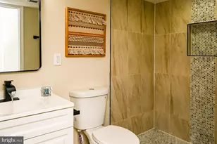 1743 E Federal St, Baltimore, MD 21213 - Photo 32