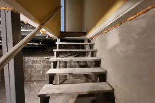 505 E 26th St, Baltimore, MD 21218 - Photo 16