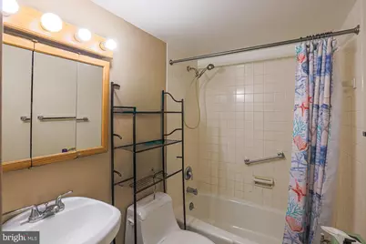 3601 Clarks Lane #428, Baltimore, MD 21215 - Photo 38