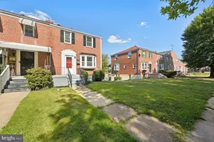 813 Wedgewood Rd, Baltimore, MD 21229 - Photo 2