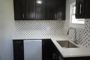 722 N Edgewood St, Baltimore, MD 21229 - Photo 4