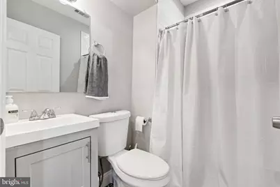 831 E 33rd Street, Baltimore, MD 21218 - Photo 14