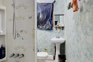 729 E 37th St, Baltimore, MD 21218 - Photo 14