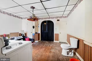 729 E 37th St, Baltimore, MD 21218 - Photo 10