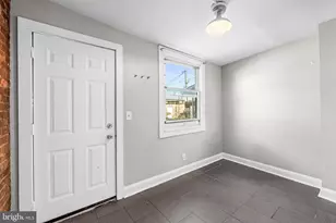 223 Grundy St, Baltimore, MD 21224 - Photo 10