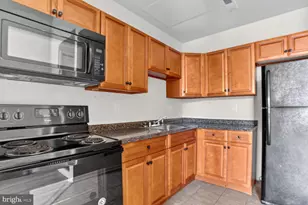 317 E North Ave, Baltimore, MD 21202 - Photo 8