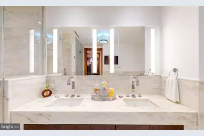 300 International Drive #2501, Baltimore, MD 21202 - Photo 32