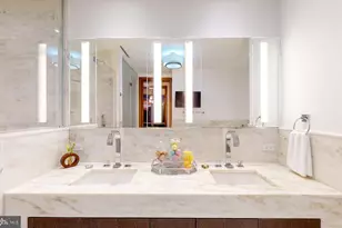 300 International Drive, Baltimore, MD 21202 - Photo 32