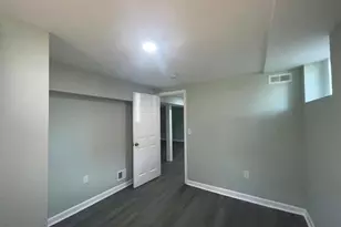 3801 Parkside Dr, Baltimore, MD 21206 - Photo 18