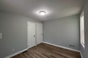 3801 Parkside Dr, Baltimore, MD 21206 - Photo 8