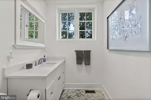 203 E Highfield Rd, Baltimore, MD 21218 - Photo 24