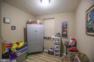 1025 Edmondson Ave, Baltimore, MD 21223 - Photo 32