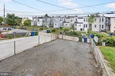 319 Lyndhurst Street, Baltimore, MD 21229 - Photo 38