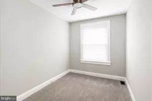 319 Lyndhurst St, Baltimore, MD 21229 - Photo 30