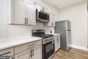 319 Lyndhurst St, Baltimore, MD 21229 - Photo 14