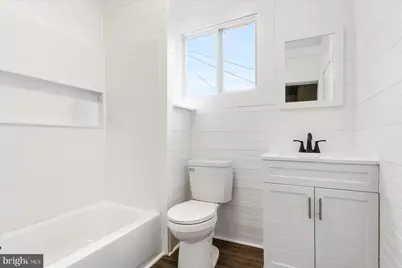 319 Lyndhurst Street, Baltimore, MD 21229 - Photo 18