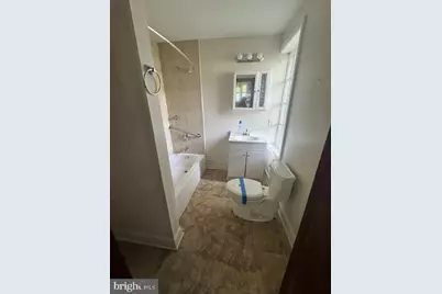 18 S Augusta Avenue, Baltimore, MD 21229 - Photo 10