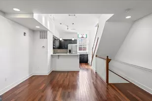 1100 N Calvert St, Baltimore, MD 21202 - Photo 14